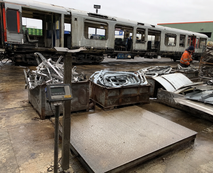 Kasacja taboru kolejowego a złom aluminium: Aktualna cena złomu, cennik skupu i skup złomu aluminiowego